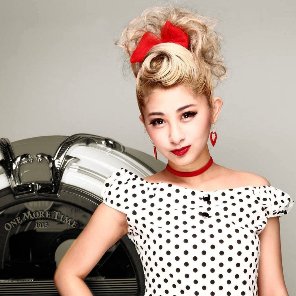 Misaki Aona rockabilly singer japan fashion 1